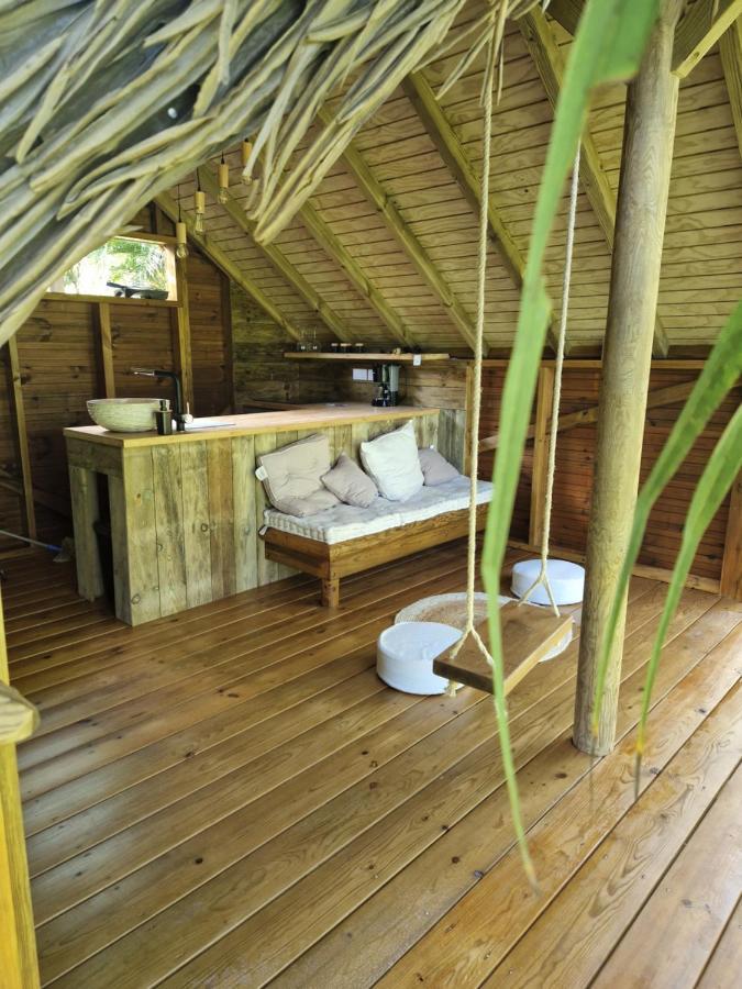 Pura Vida Lodge Cabane Perchee Sainte-Rose Exterior foto